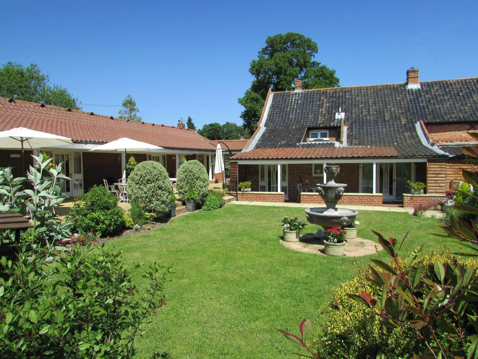 Decoy Barn Fritton Bed & Breakfast Dış mekan fotoğraf